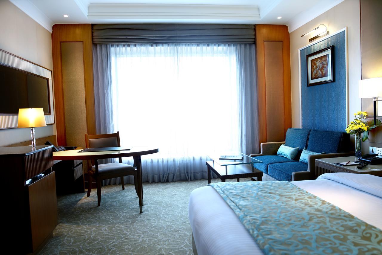 Ramada Plaza Chennai Otel Dış mekan fotoğraf